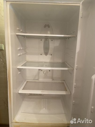 Холодильник LG