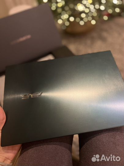 Asus Zenbook Duo UX481F