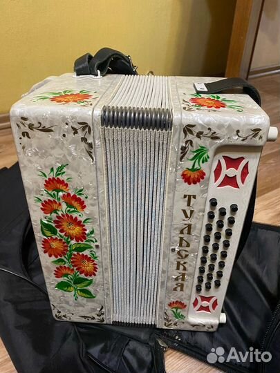 Гармонь тульская