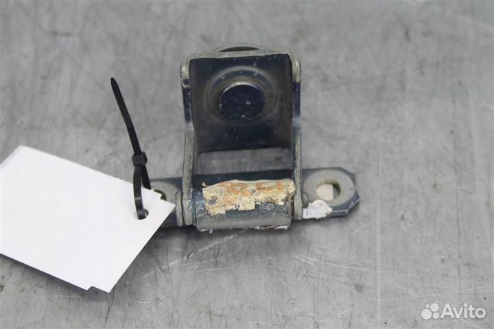 Петля двери багажника Renault Megane 3