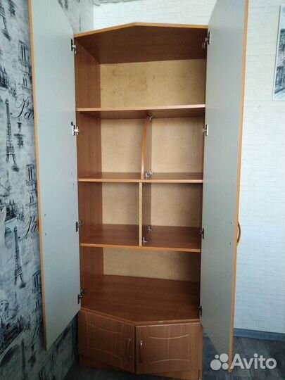 Письменный стол