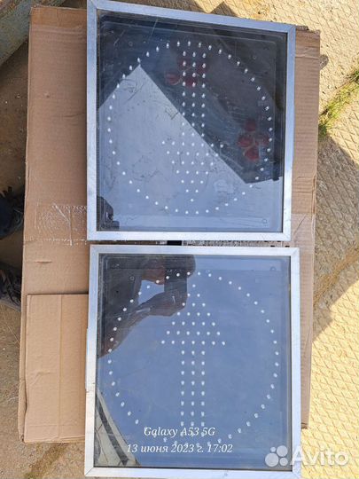 Светофор дорожный