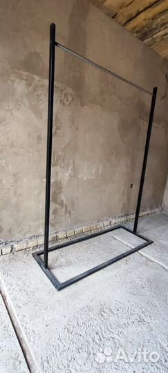 Вешалка напольная