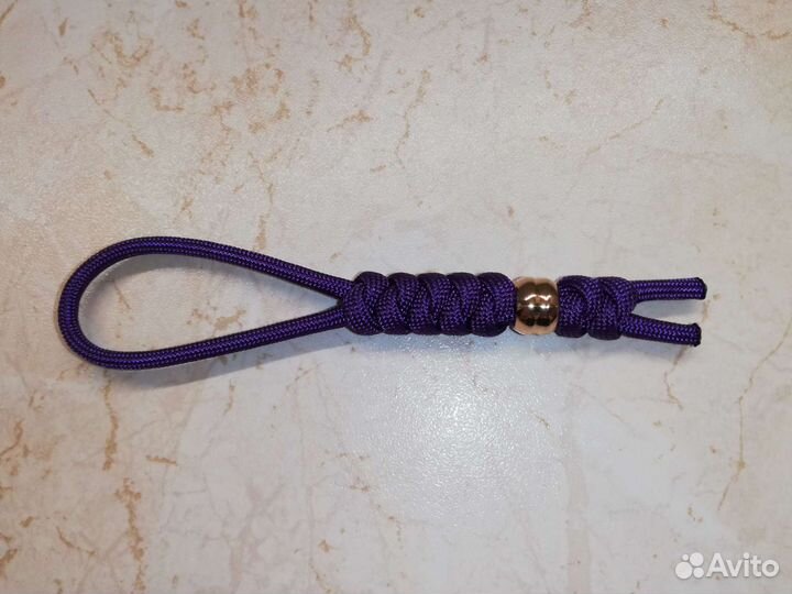 Темляк (брелок) из паракорда для ножей и ключей