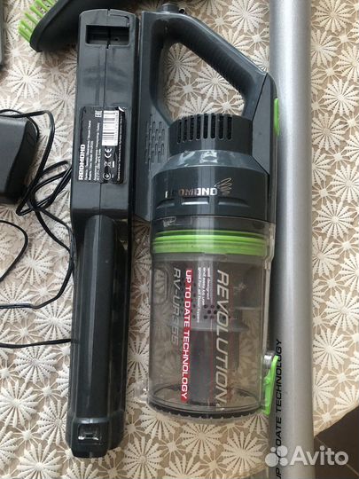 Пылесос на запчасти Redmond