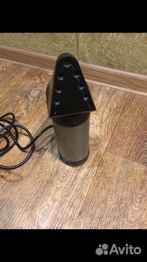 Отпариватель для одежды ручной,вертикальный