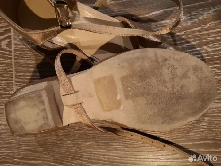 Туфли для бальных танцев