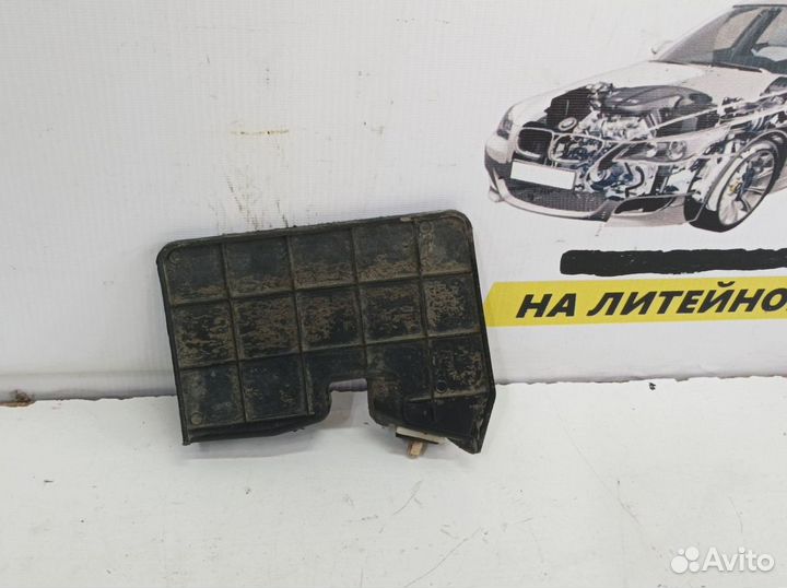 Брызговик задний правый Hyundai IX35