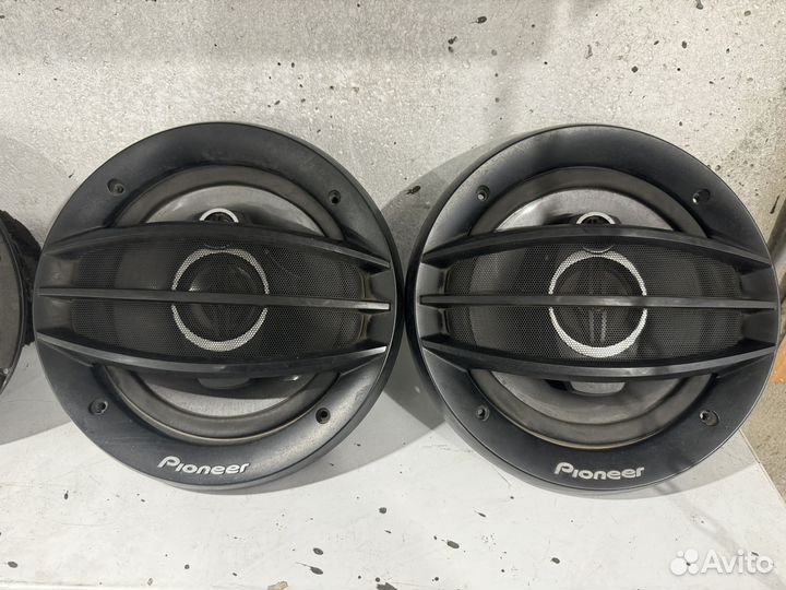 Pioneer колонки 20 см