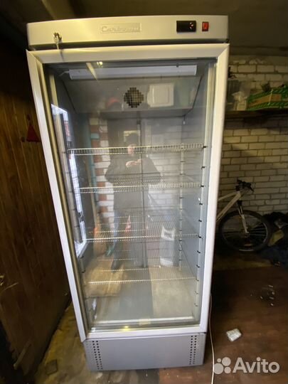 Холодильник витрина бу шкаф