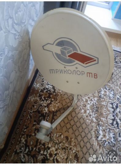 Антенна спутниковая
