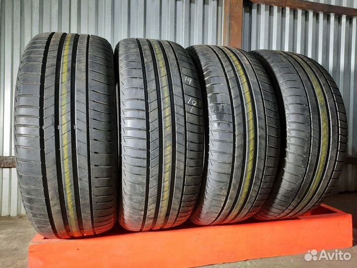 Bridgestone Turanza T005A 235/45 R18