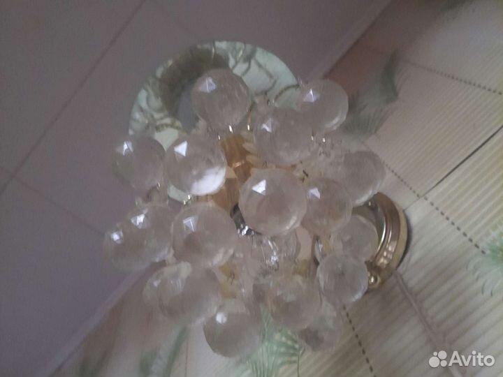 Люстра хрустальная настенная
