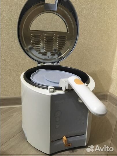 Фритюрница Philips HD6107