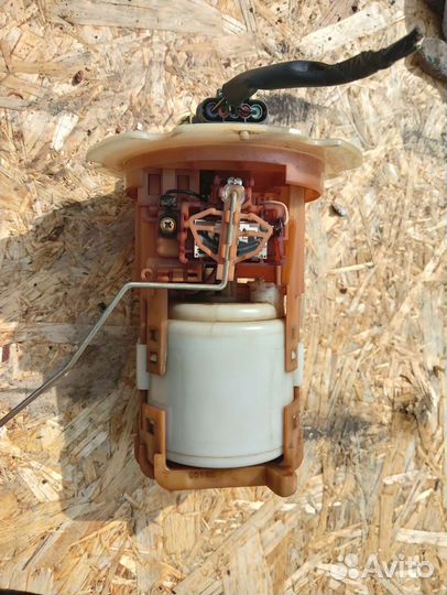 Топливный насос Nissan Sunny FB15