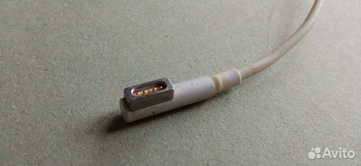 Зарядка MacBook