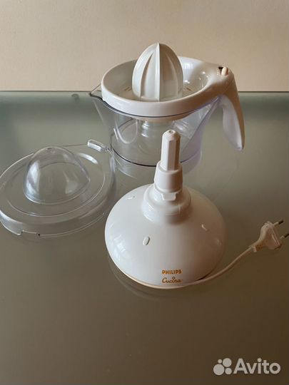 Соковыжималка электрическая Philips HR 2744/46