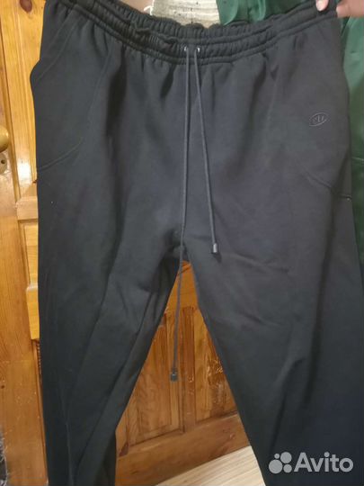 Спортивные штаны