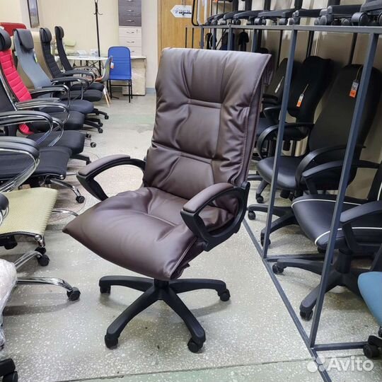 Компьютерное кресло офисное Товар Недели