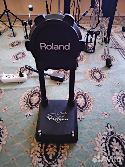 Бас бочка Roland KD-9