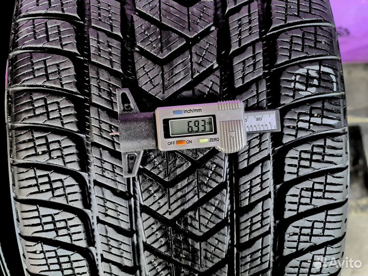 Pirelli Scorpion Winter 285/40 R22