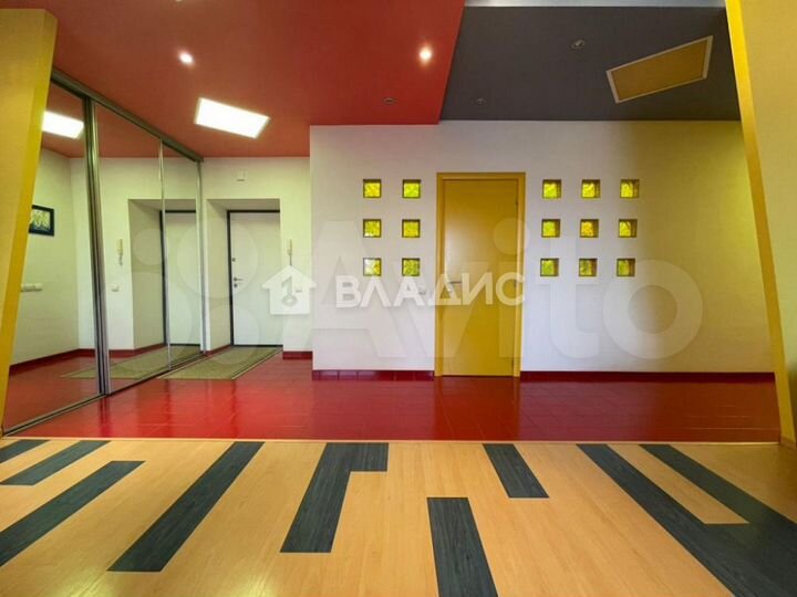 2-к. квартира, 70,5 м², 3/5 эт.