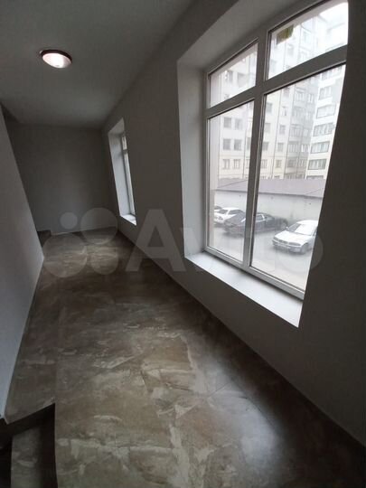 2-к. квартира, 63 м², 3/10 эт.
