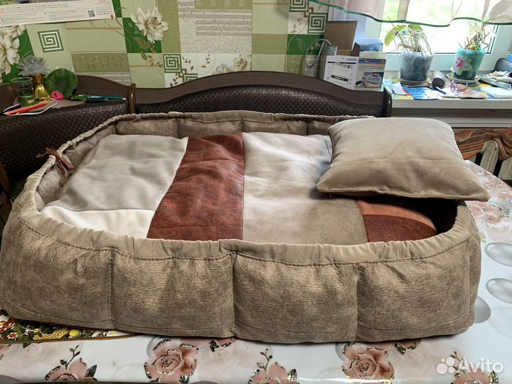 Лежанка для собаки