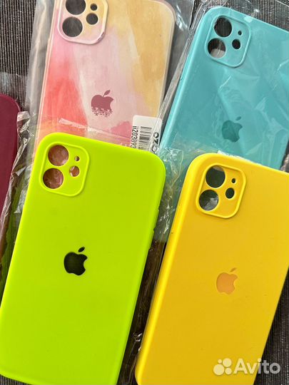 Чехлы на iPhone 11