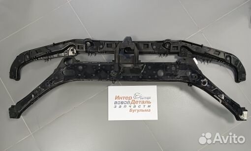 Панель передняя