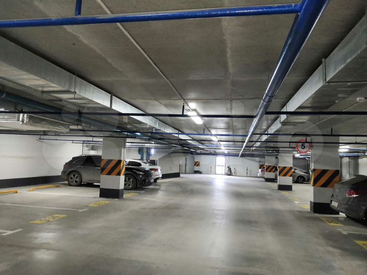 Машиноместо, 16 м²