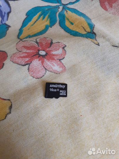 Карта памяти MicroSD