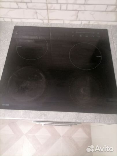 Встраиваемая электрическая варочная панель