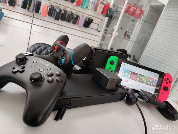 Nintendo Switch v2 + чипованный + большой комплект