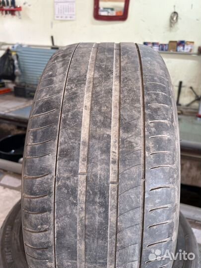Michelin Primacy 3 235/45 R17 97