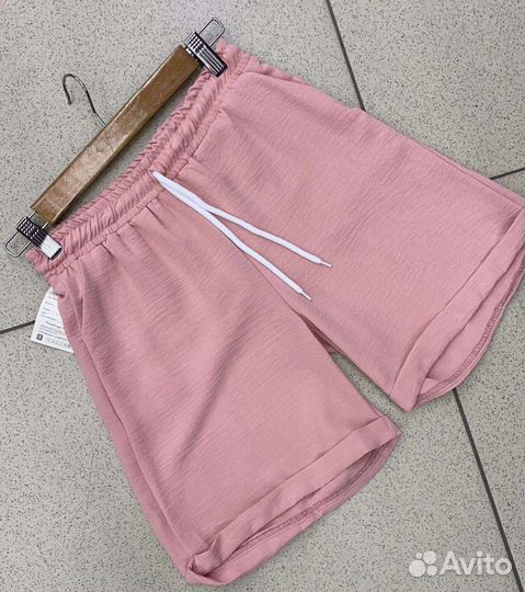 Лёгкие шорты 42-46