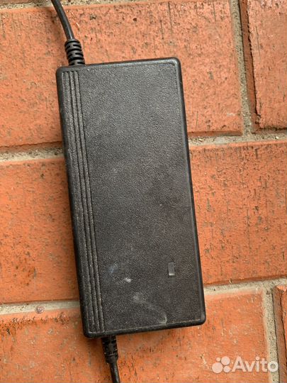 Зарядное для электровелосипеда 60v