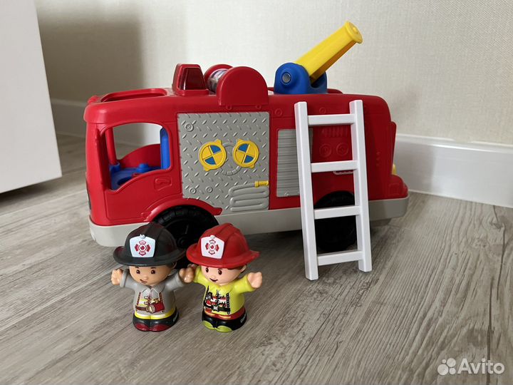 Пожарная машина fisher price little people