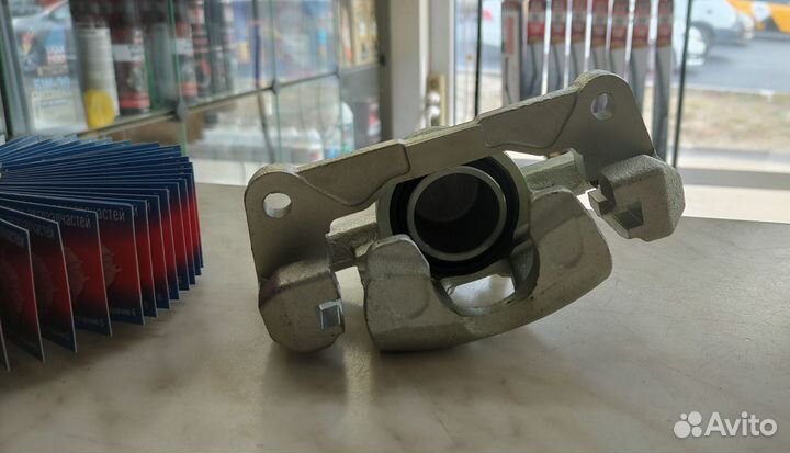 Суппорт передний правый Дэу Матиз