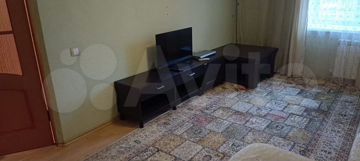 2-к. квартира, 54 м², 9/10 эт.