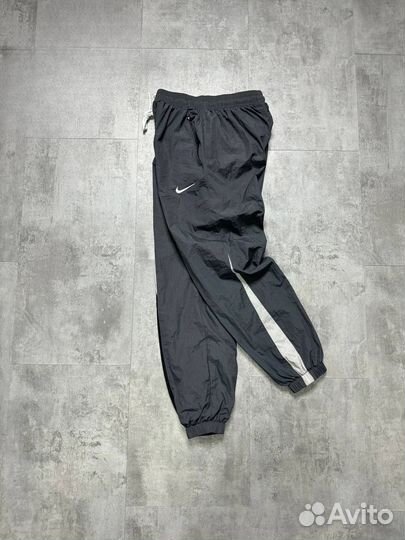 Спортивные штаны nike