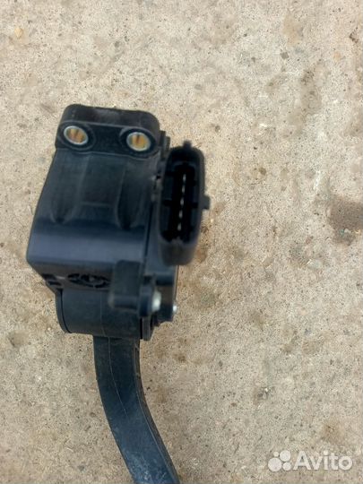 Педаль газа LADA Niva 2131