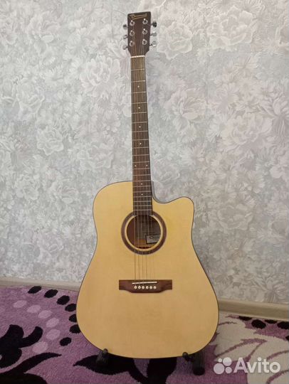 Акустическая гитара бу