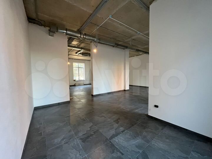 1 этаж с ремонтом в жилом комплексе, 125 м2