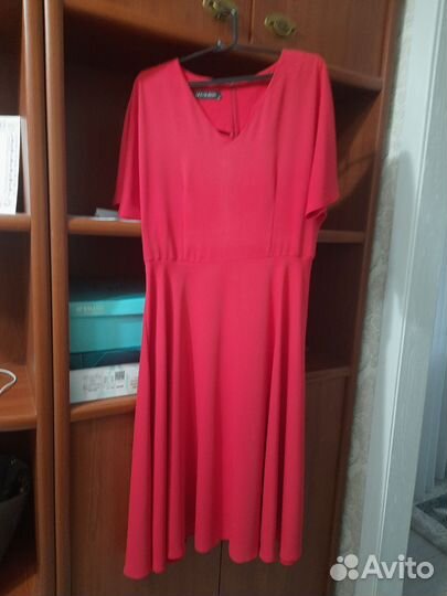 Платье женское 46 48