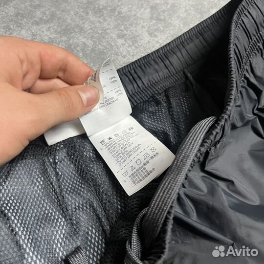 Нейлоновые штаны nike