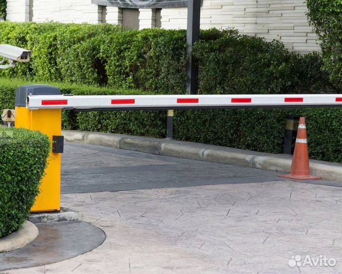 Автоматический шлагбаум