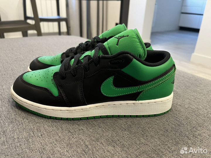 Кроссовки Nike Air Jordan 1 low