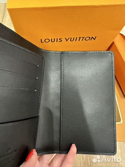 Портмоне + обложка на паспорт LV