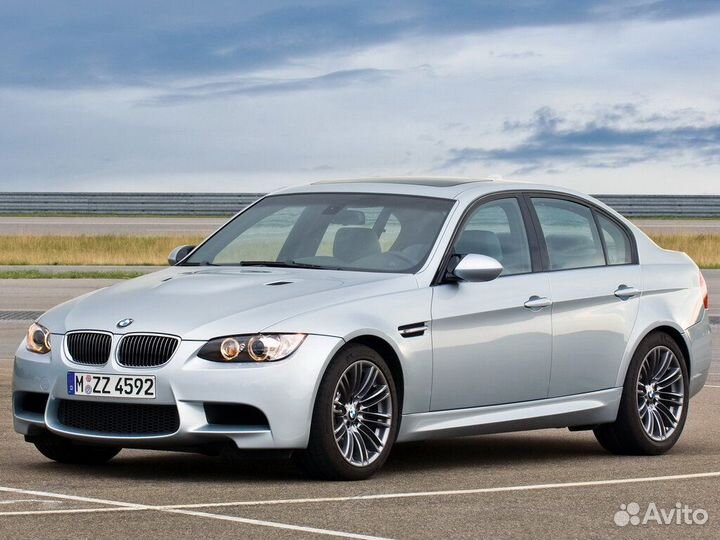 Бампер переднийстильM3 рестайлинг E90